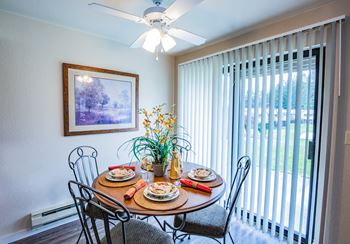 Mariner's glen apartments ceiling fan